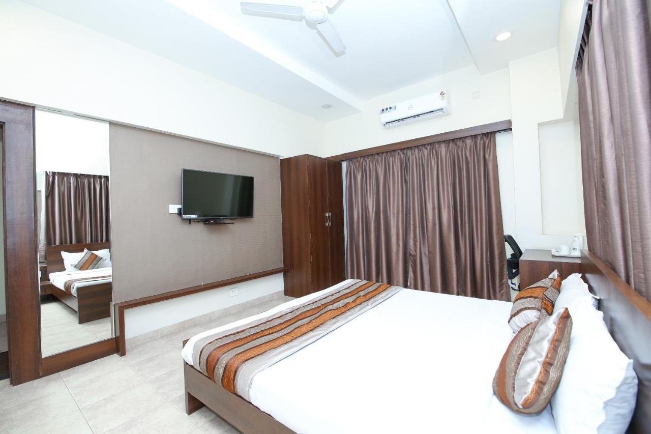 Jabali Palace Hotel จาบัลปูร์ ภายนอก รูปภาพ